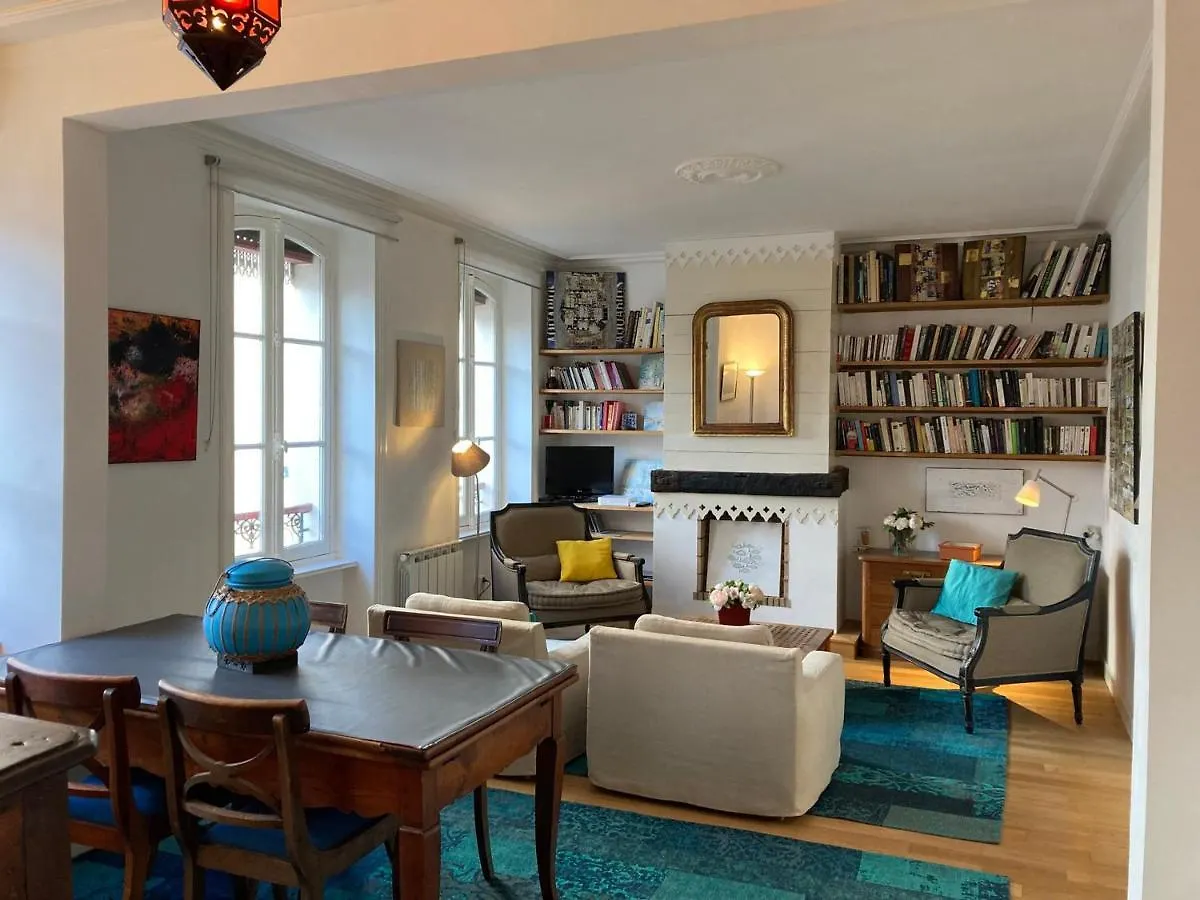 Appartement Elegant 3* Au Coeur De Le Palais, 2 Chambres, Proche Commerces Et Plage - Fr-1-418-197 Apartamento